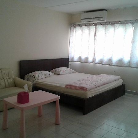 Impact Challenger Muang Thong Thani Service Apartment Bangkok Buitenkant foto
